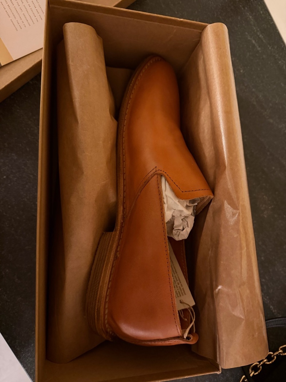 Men's Slip-On Leather Chelsea Loafer - Cognac